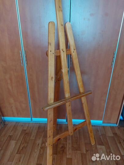Продается мольберт для рисования