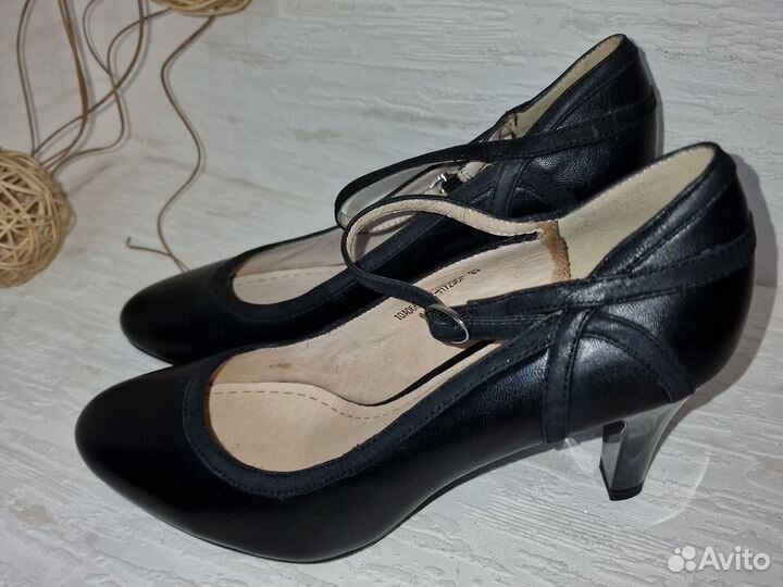 Туфли женские новые