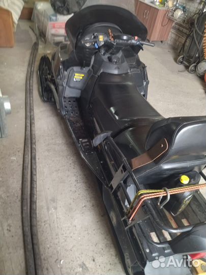 Продам снегоход BRP Ski-Doo Expedition
