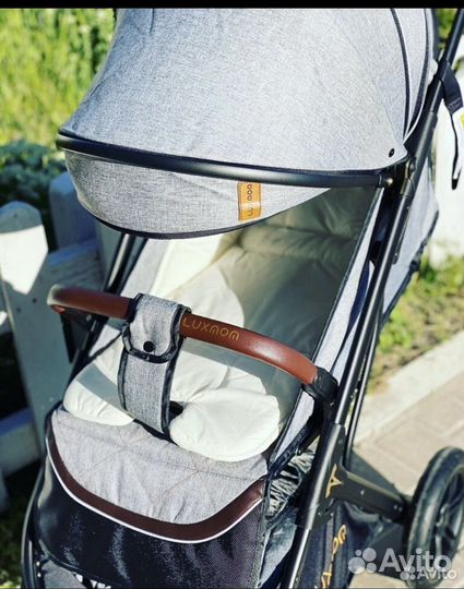 Коляска прогулочная