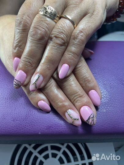 Мастер маникюра