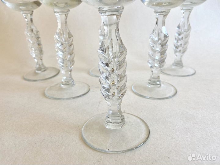 Роскошные хрустальные бокалы с ажурной ножкой СССР