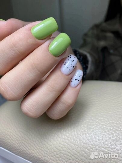 Маникюр педикюр