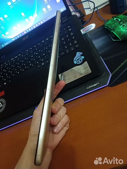 Lenovo tab m10 fhd plus