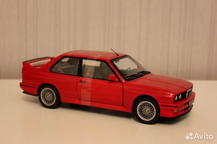 1:18 модель BMW M3 E30 1986 Solido