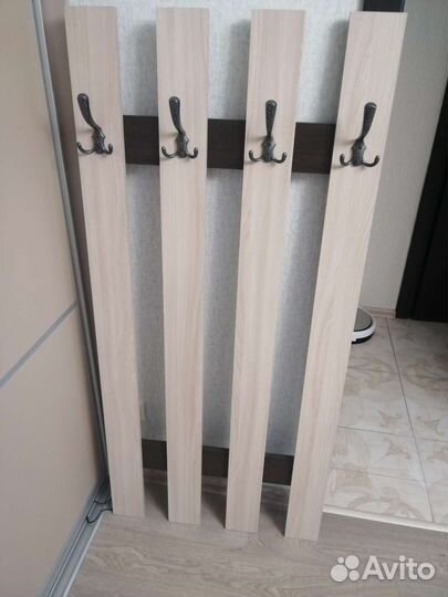 Вешалка в прихожую