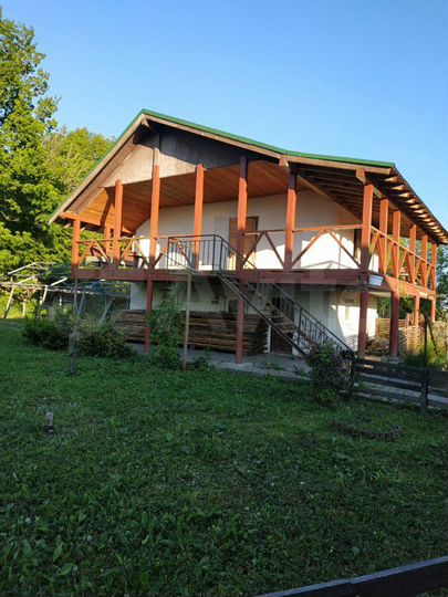 Дом 215 м² на участке 24 сот.