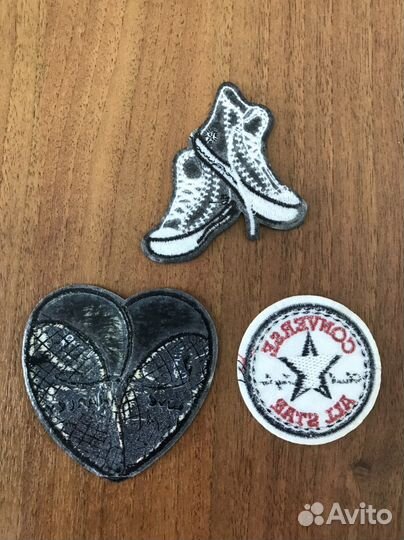 Нашивка (аппликация) клеевая