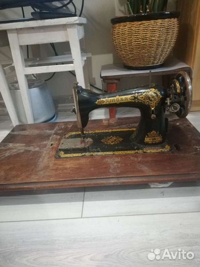 Швейная машина Singer