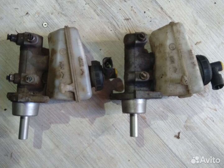 Цилиндр тормозной главный Рено Меган 2 / Логан