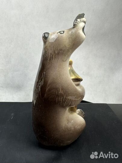 Статуэтка Медведь на пасеке, в реставрацию