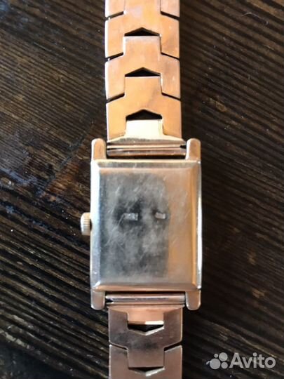 Золотые часы