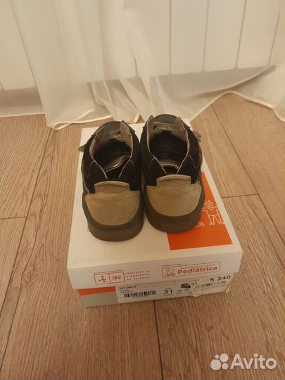 Ботинки для девочки biomecanics 31 размер