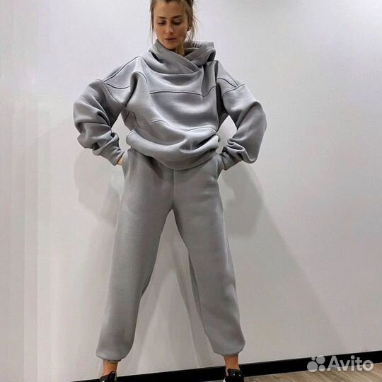 Спортивный костюм женский на флисе