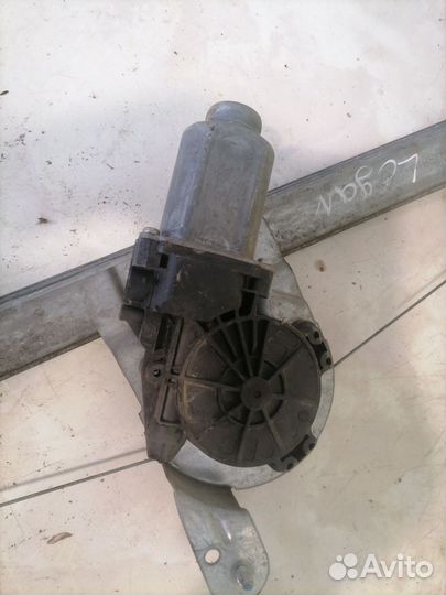 Стеклоподъемник электр. передний левый Renault Log