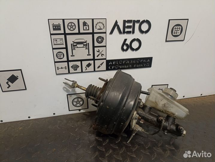 Усилитель тормозов вакуумный Toyota Hilux Surf