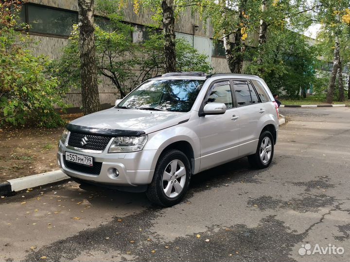 Suzuki Grand Vitara 2.4 AT, 2011, 200 550 км
