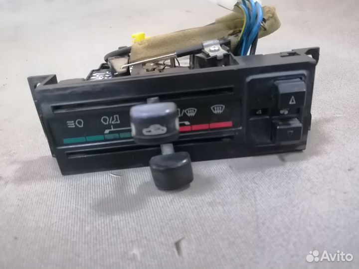 Блок управления отопителем 1.6 F6 Mazda 626 (GC)