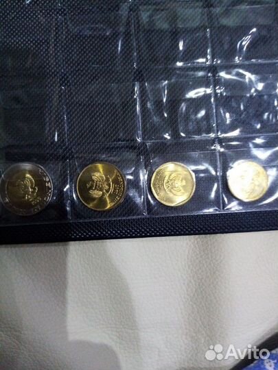 Монеты стран Азии, Ближнего Востока и Кипра