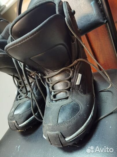 Сноубордические ботинки Rossignol р. 41 (260см)