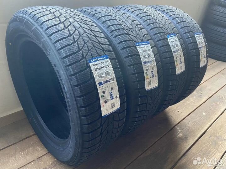 Triangle PL01 225/55 R18 102R