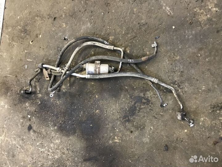 Трубки кондиционера Nissan Maxima A33