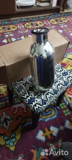 Футляры из под бурбона и стекл. колбы для термоса