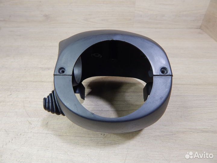 Кожух рулевой колонки Opel Omega B