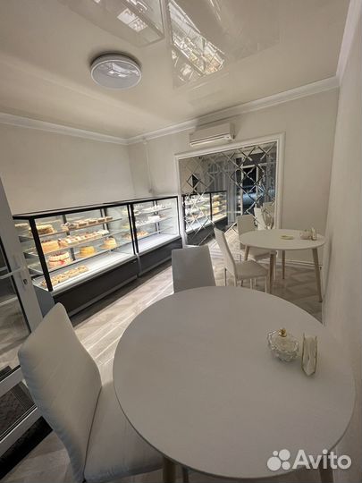 Холодильная витрина