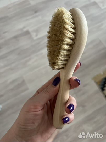 Щетка для сухого массажа новая