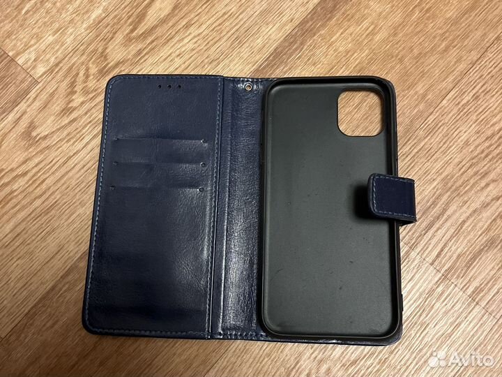 Чехол книжка на iPhone 11