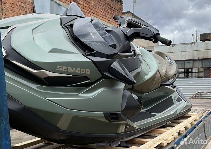 Новый гидроцикл BRP SEA-DOO GTX LTD 300