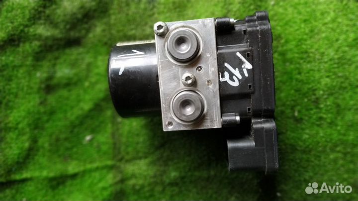 Блок ABS Volvo V70 B5254T10
