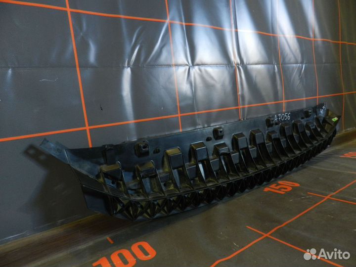 Пыльник бампера переднего - Skoda Octavia A7