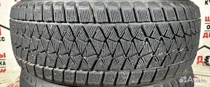 Bridgestone Blizzak DM-V2 235/55 R20