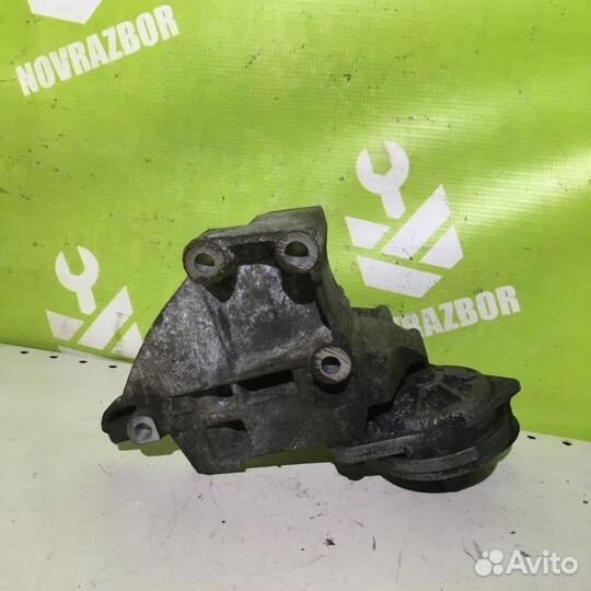 Кронштейн генератора Форд Торнео Коннект