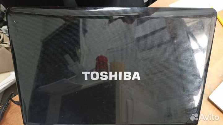 Ноутбук toshiba