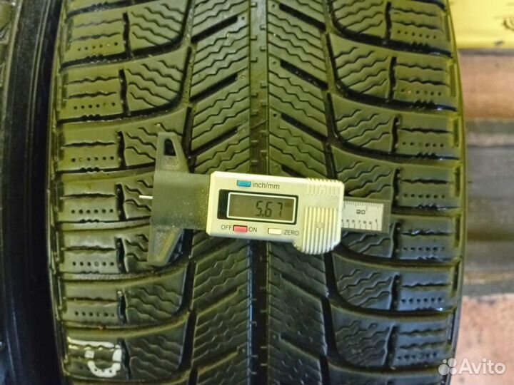 Michelin X-Ice XI3 215/55 R17