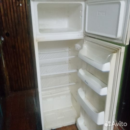 Холодильник