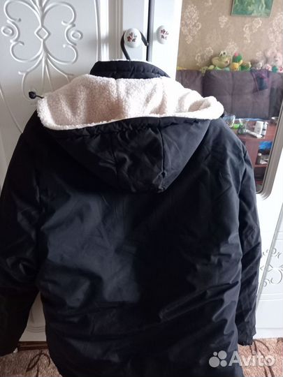 Куртка зимняя с капюшоном размер 54 56