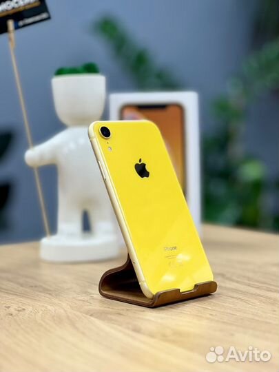 iPhone Xr, 64 ГБ