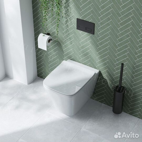 Инсталляция Grohe и унитаз с гигиеническим душем