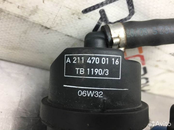 Клапан вентиляции топливного бака Mercedes Cls