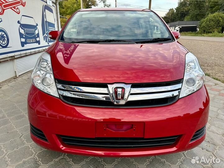 Toyota Isis 1.8 CVT, 2013, 43 000 км