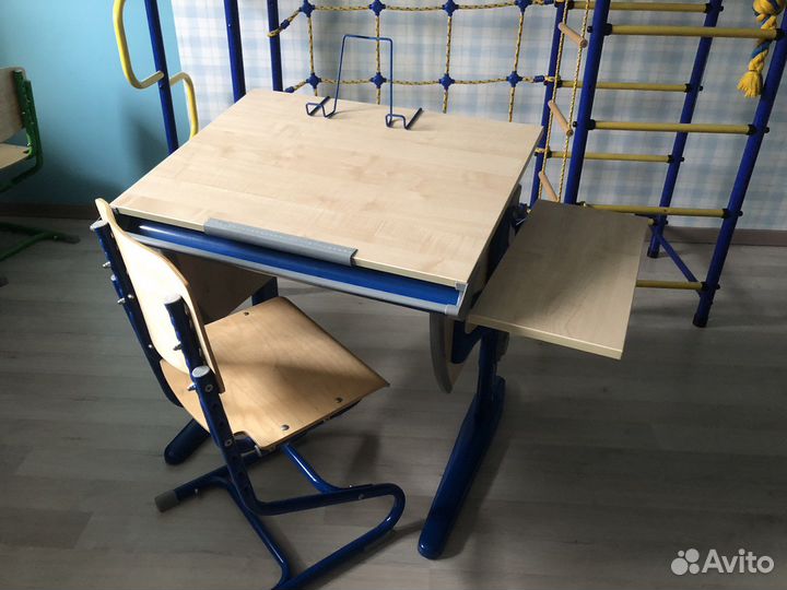 Растущая парта и стул дэми