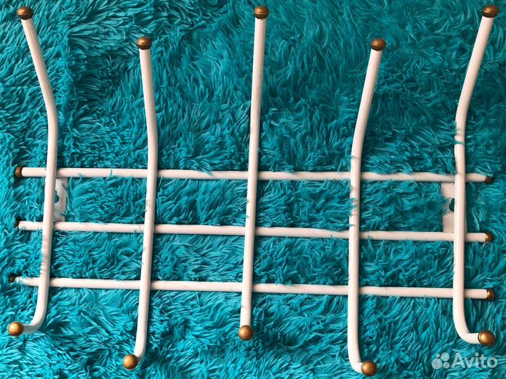 Вешалка для одежды настенная