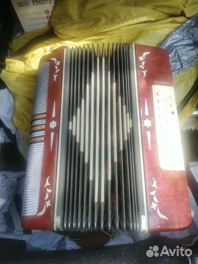 Баян, аккордеон, гармонь