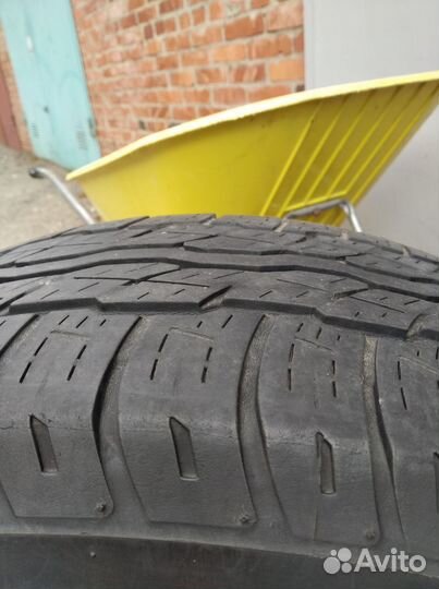 Bridgestone Dueler H/T 687 225/65 R17 101