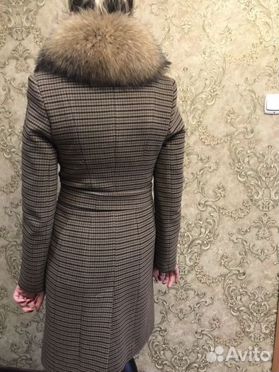 Изящное пальто