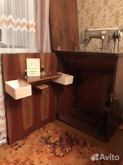 Швейная машина Lаda